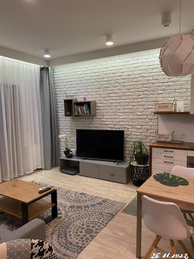 Apartament Byka พอซนาน ภายนอก รูปภาพ